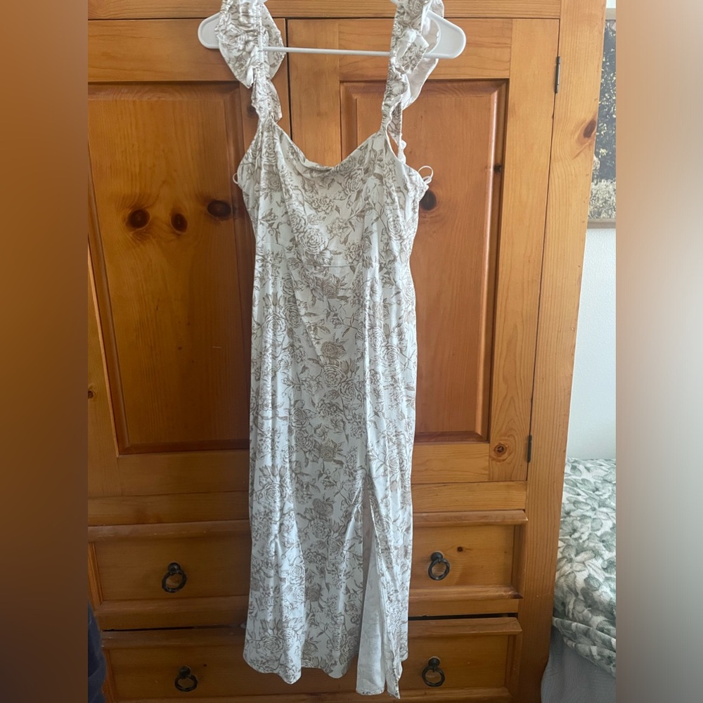 Midi dress from Francesca‘s. Brand new